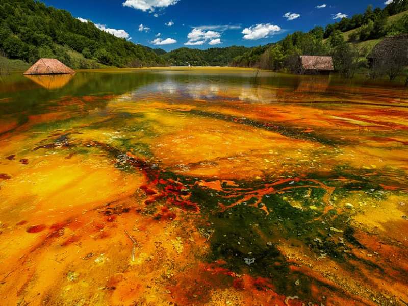 Horreur et fascination – Le village de Geamana, en&nbsp;Roumanie.
